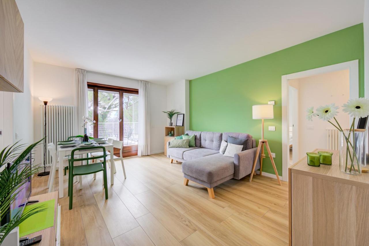 Balcone Sui Tigli Few Min From The Lake - Happy Rentals Riva del Garda Buitenkant foto