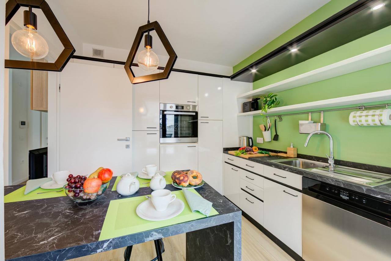 Balcone Sui Tigli Few Min From The Lake - Happy Rentals Riva del Garda Buitenkant foto